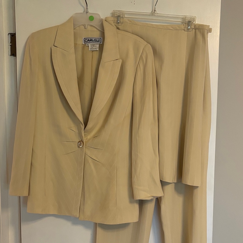 Vintage 3 piece Carlisle pale yellow / Cream Piece Suit Set - 10
